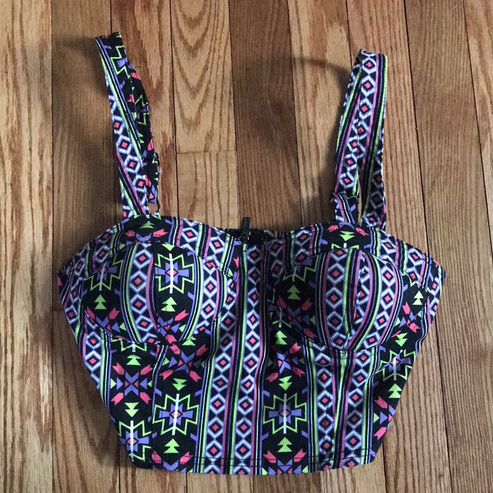 F21 GEO Tribal Crop Top